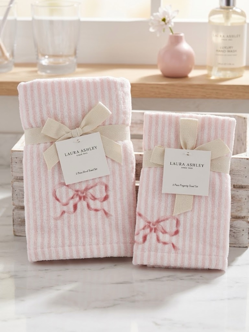 🎀 Laura Ashley Curtsey Bows Pink Bathroom Towel Set - 2 hand / 2 tip coquette NW